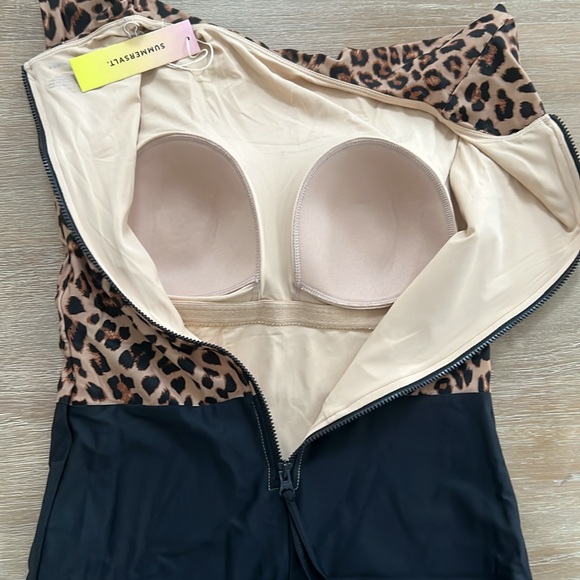 Summersalt the surf leopard Leo one piece swimsuit 6 - Picture 7 of 8